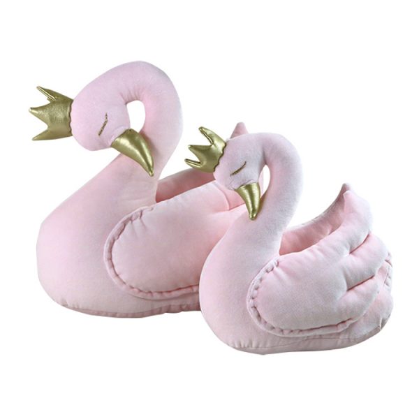 Love Me Decoration - Pink velvet swan with a crown